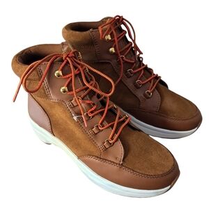 NWT Lauren by Ralph Lauren Women's Rylee Leather Sneaker 8
